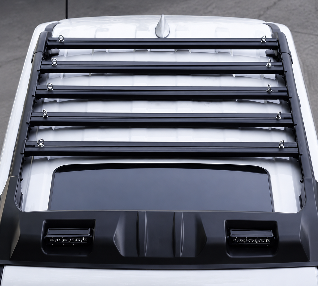 Rack Plataforma + Spoiler dianteiro com luzes em LED - GWM TANK 300